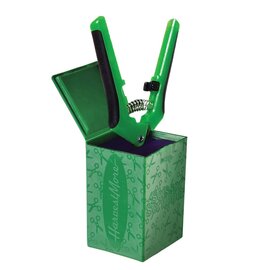 Harvest More Scissor Scrubber - 2.75 x 2 x 2-in - Green