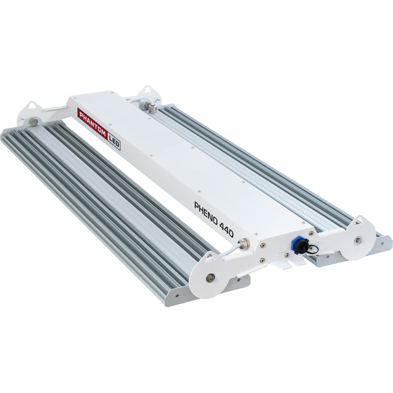 Phantom PHENO 440 LED, 440W, 100-277V, MP Spectrum